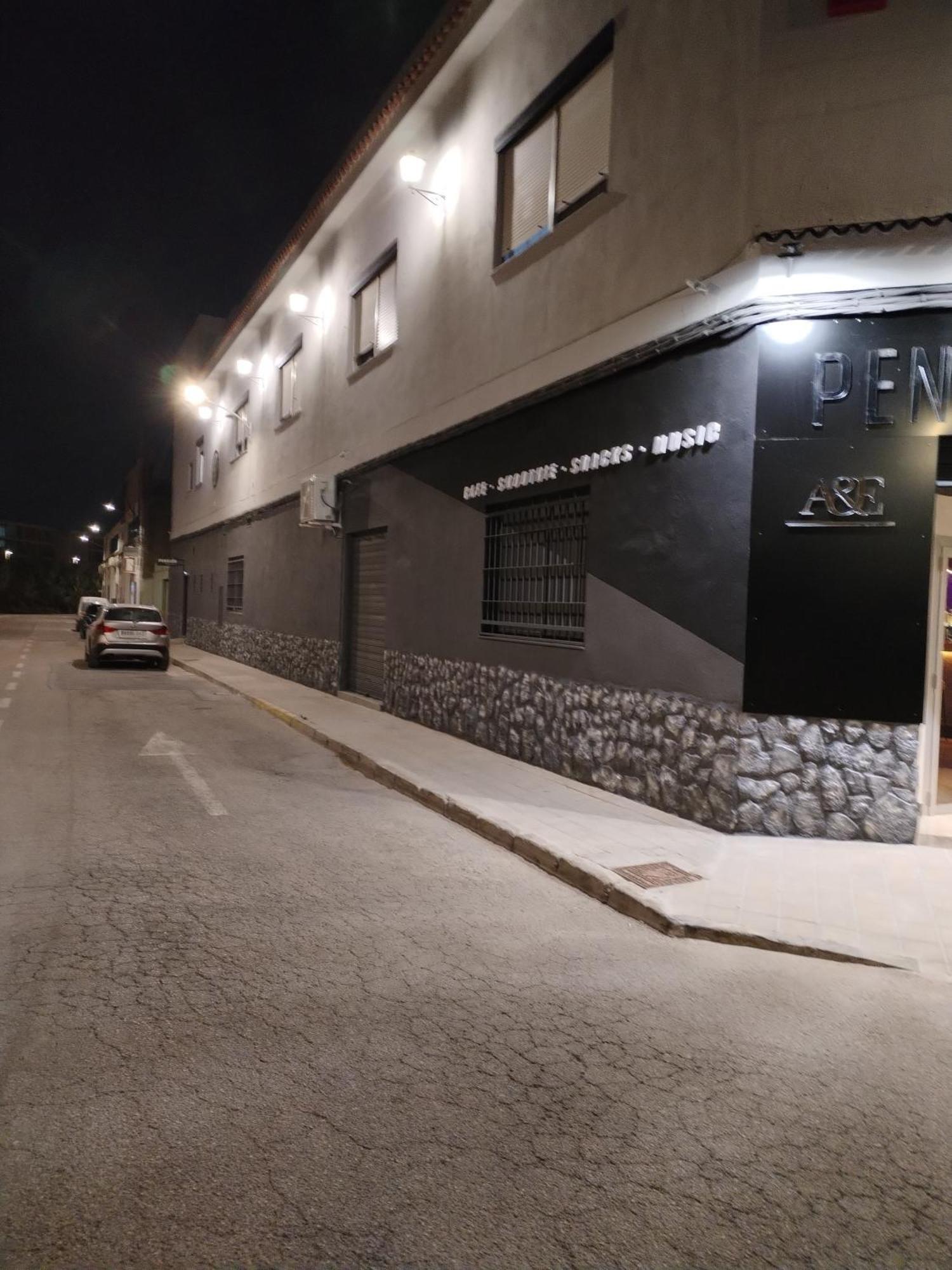 Pension A&E Manises Exterior photo